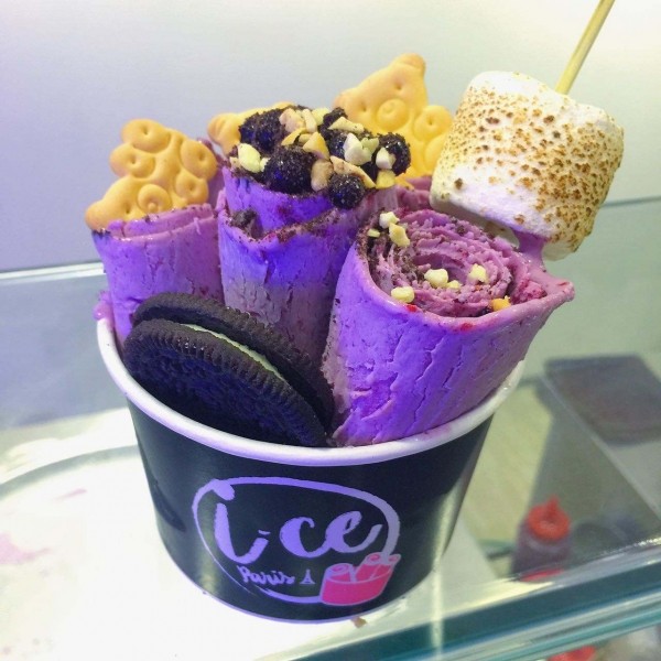 有五个不同口味的冰淇淋该怎么吃,冰淇淋又好吃又简单的方法