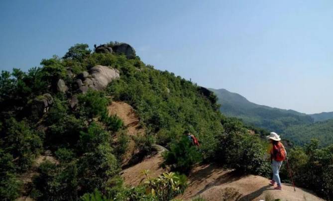 走不完的山川大地,走不完的川西看不完的美景