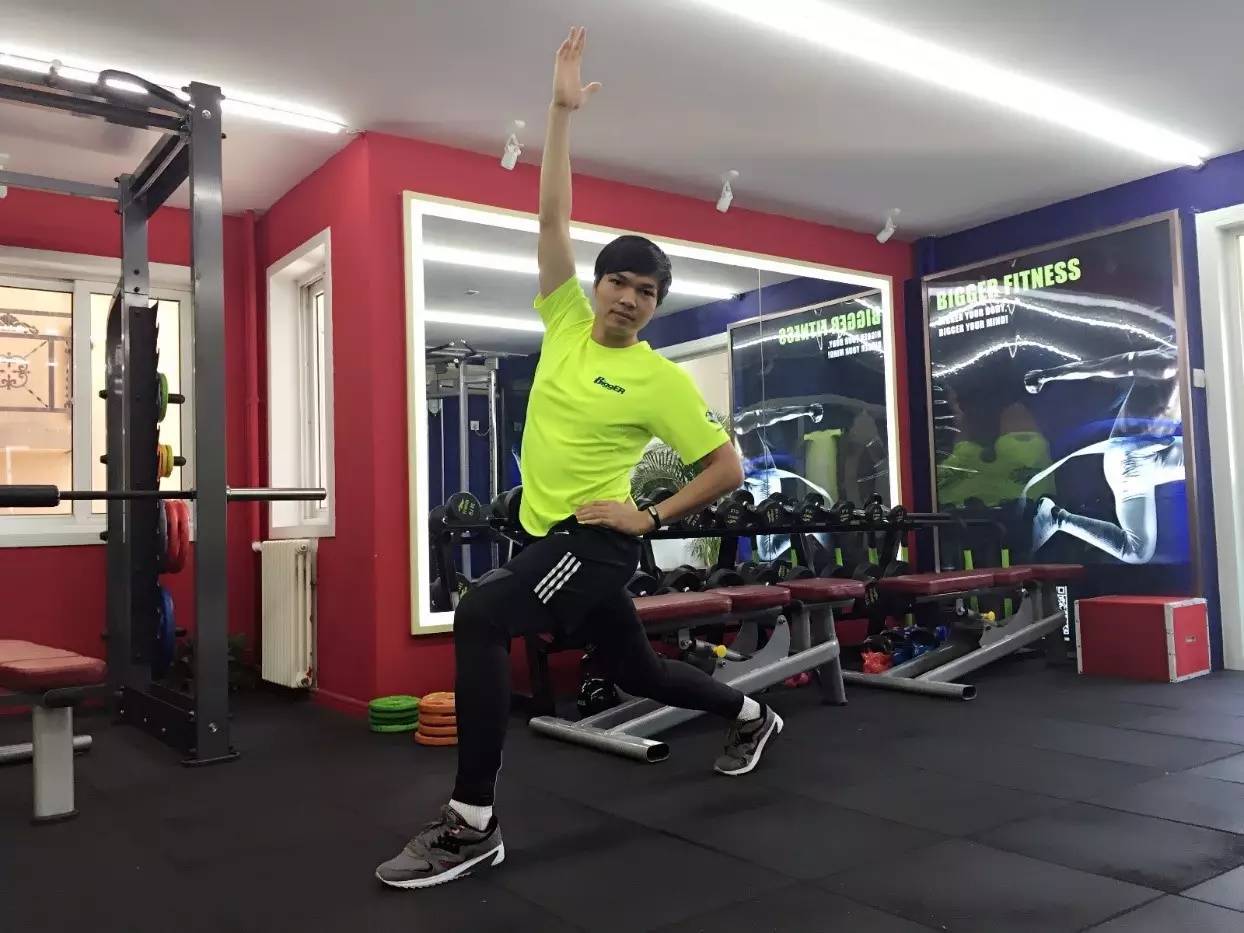 久坐髋关节会出现问题吗,久坐髋关节疼痛走几步又好了