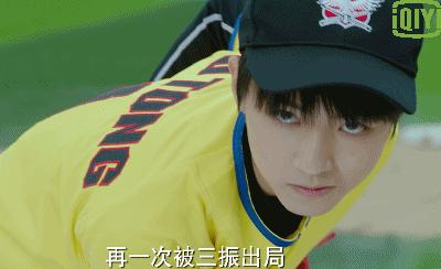 「TFBOYS」「分享」171019王俊凯眼神杀合集一双桃花眼撩动万人心
