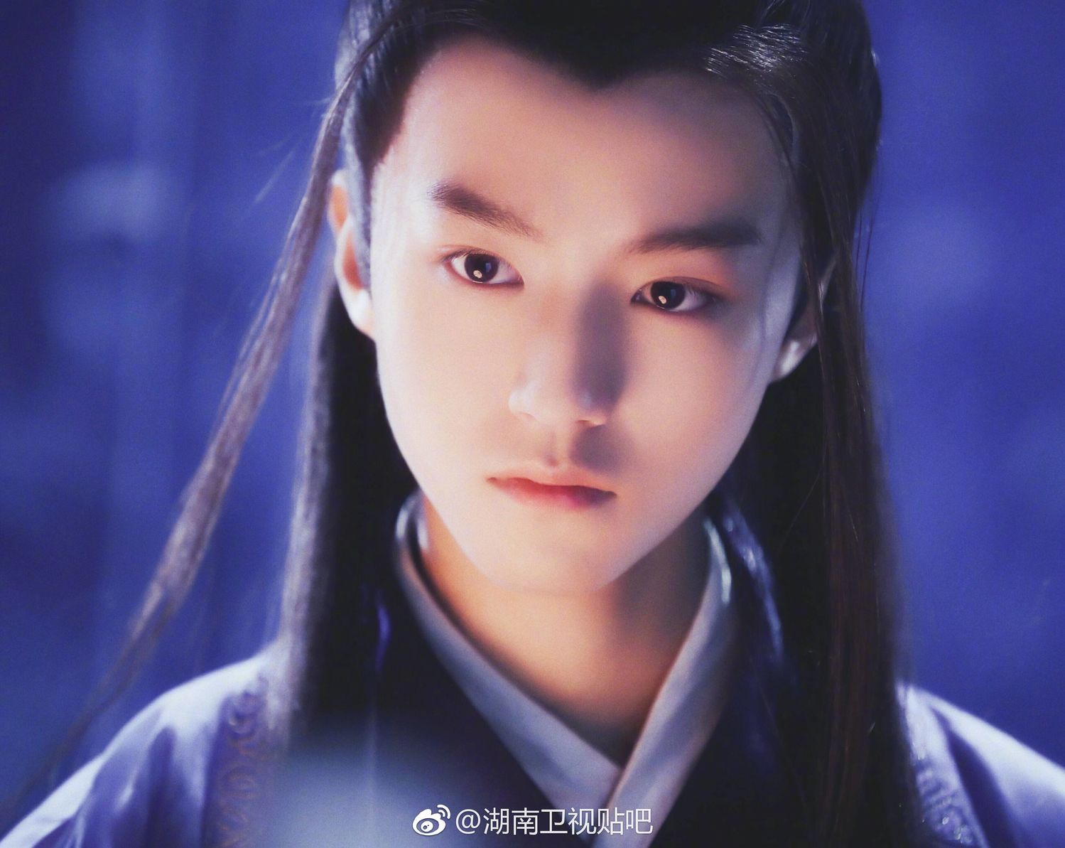 「TFBOYS」「分享」171019王俊凯眼神杀合集一双桃花眼撩动万人心