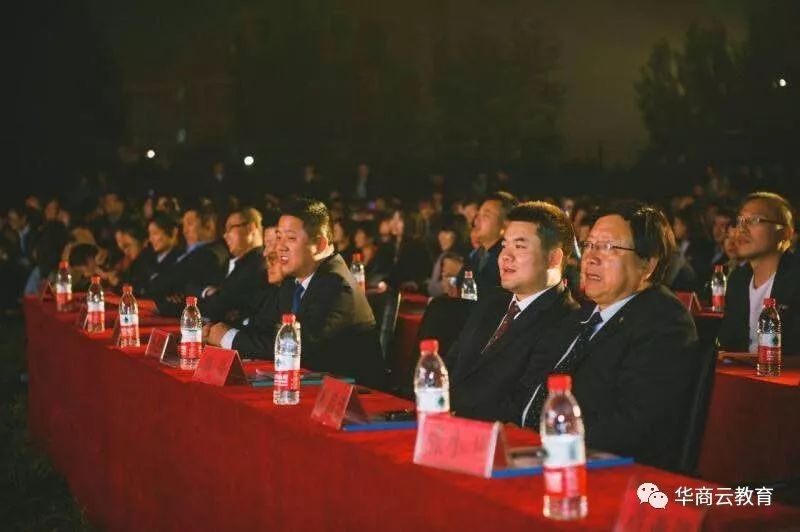 西安轨道交通学校2017迎新晚会,2017西安轨道交通学校迎新晚会