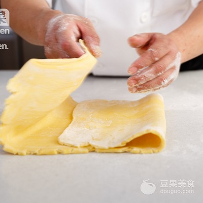 榴莲酥的做法烤箱空气炸锅,榴莲酥的做法微波炉