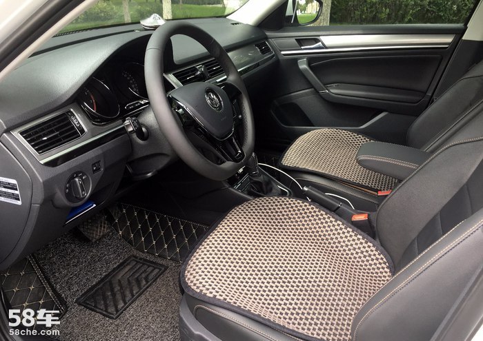 人生第一辆车万元车,福特福睿斯2017款1.5l自动舒适型