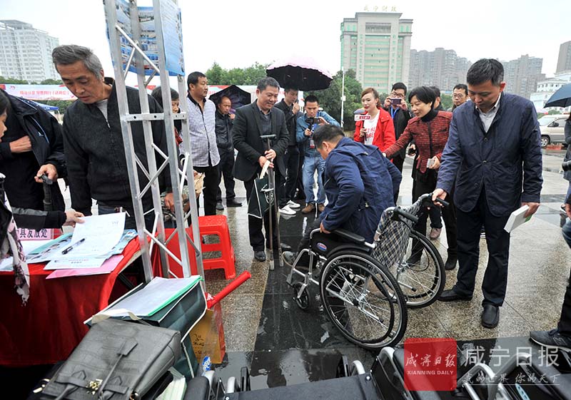 精准扶贫我们携手同行开放日活动,精准扶贫活动暖人心