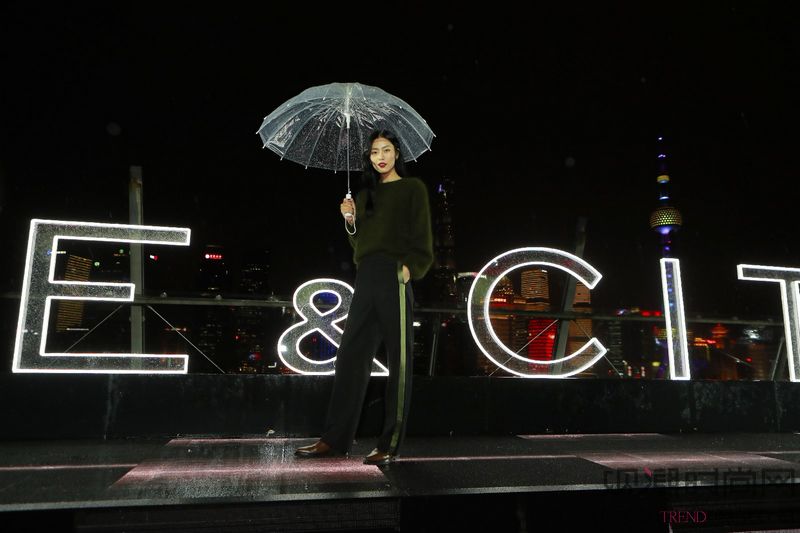 “THEICON”大秀演绎沪上星空传奇,MECITY上海旗舰店隆重开幕