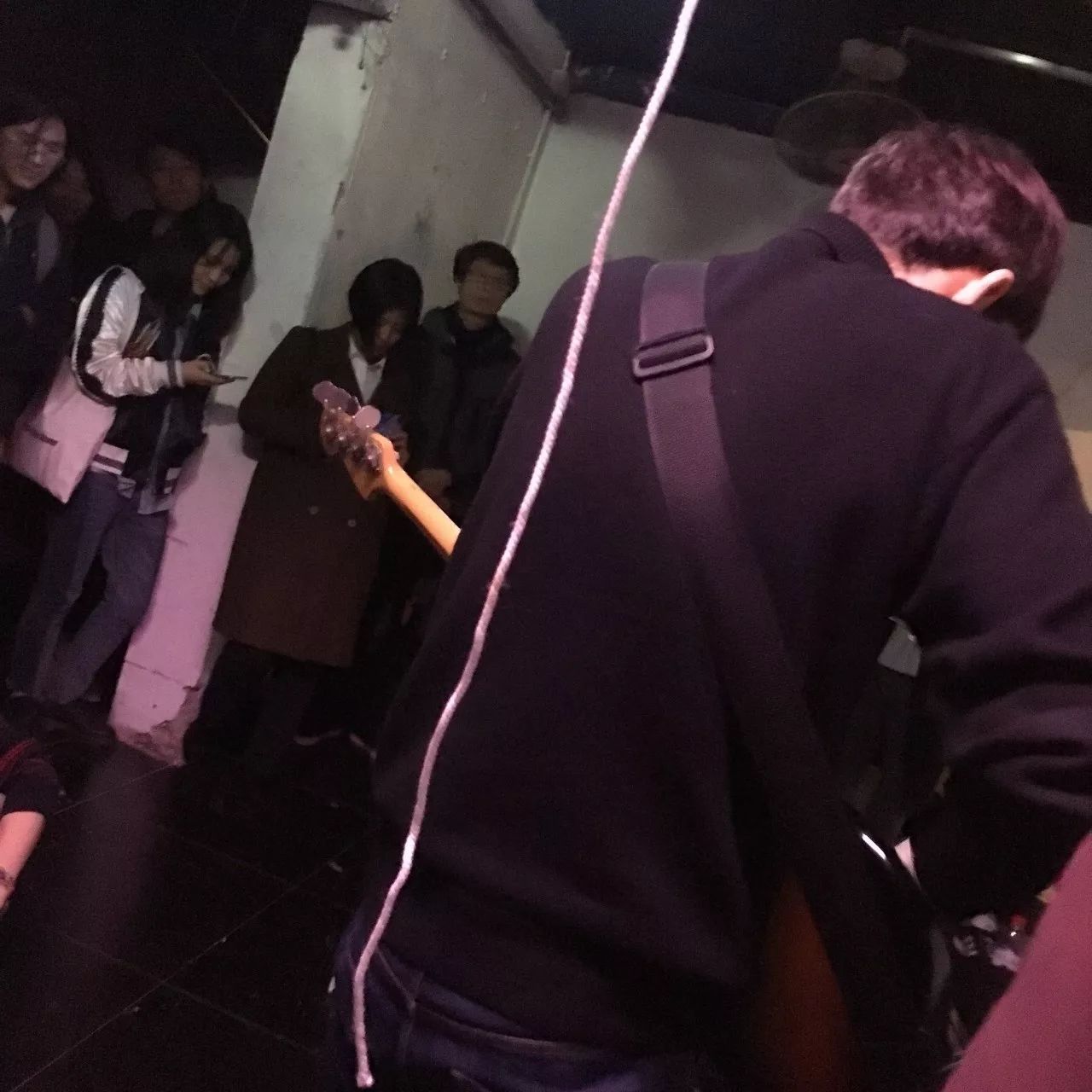 亚洲酷青年们晚上都在哪集合？我们把那些据点“一窝端”了！