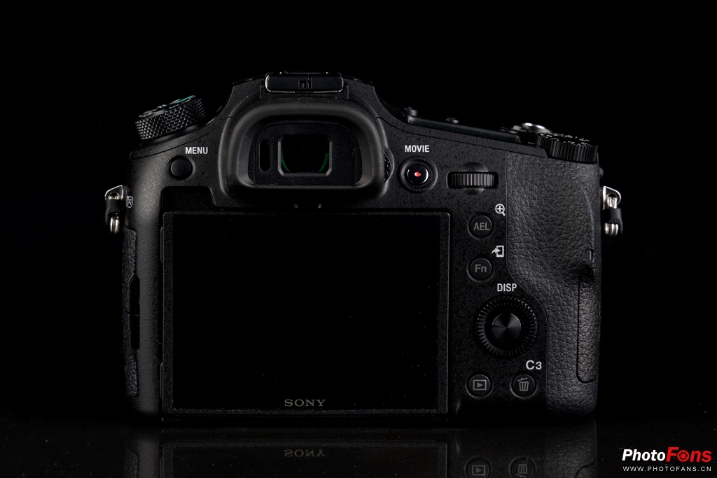 索尼黑卡rx10m4测评,索尼黑卡rx10五代