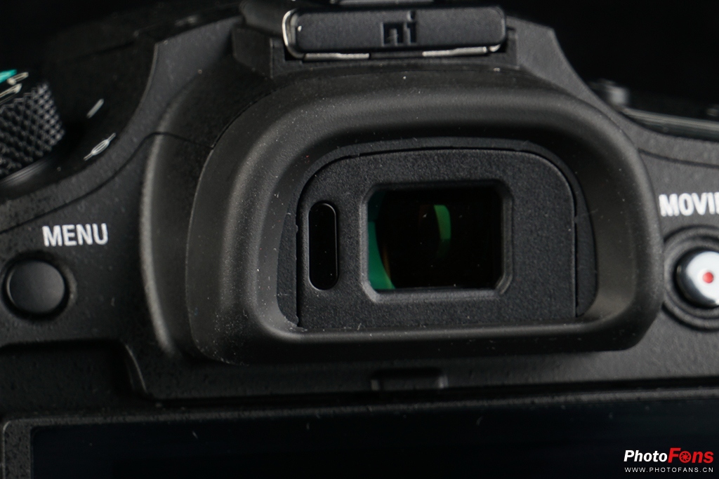 索尼黑卡rx10m4测评,索尼黑卡rx10五代