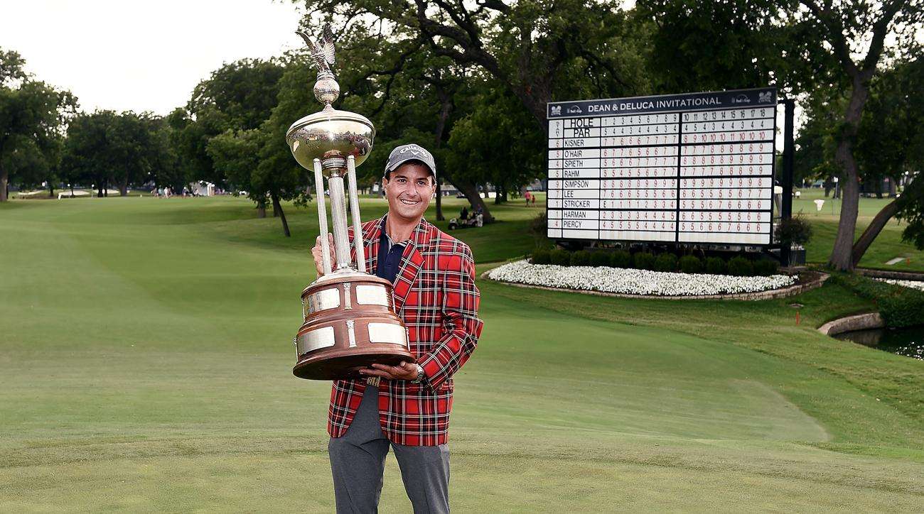 禹唐WEEKLY|诺坎普接近获得4亿欧冠名费!J联赛球衣推出锁骨广告位!