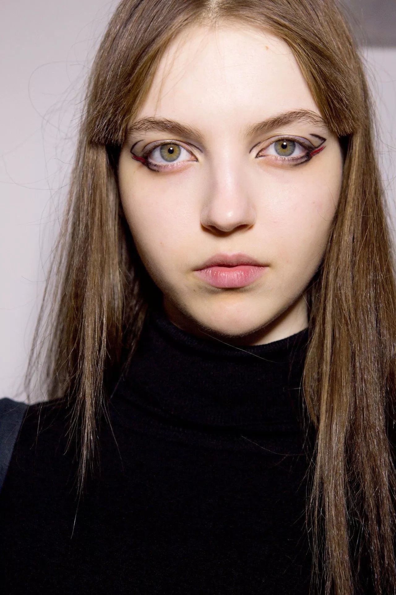 适合亚洲人的八种眼线画法 (眼线怎么画好看又粗又黑)