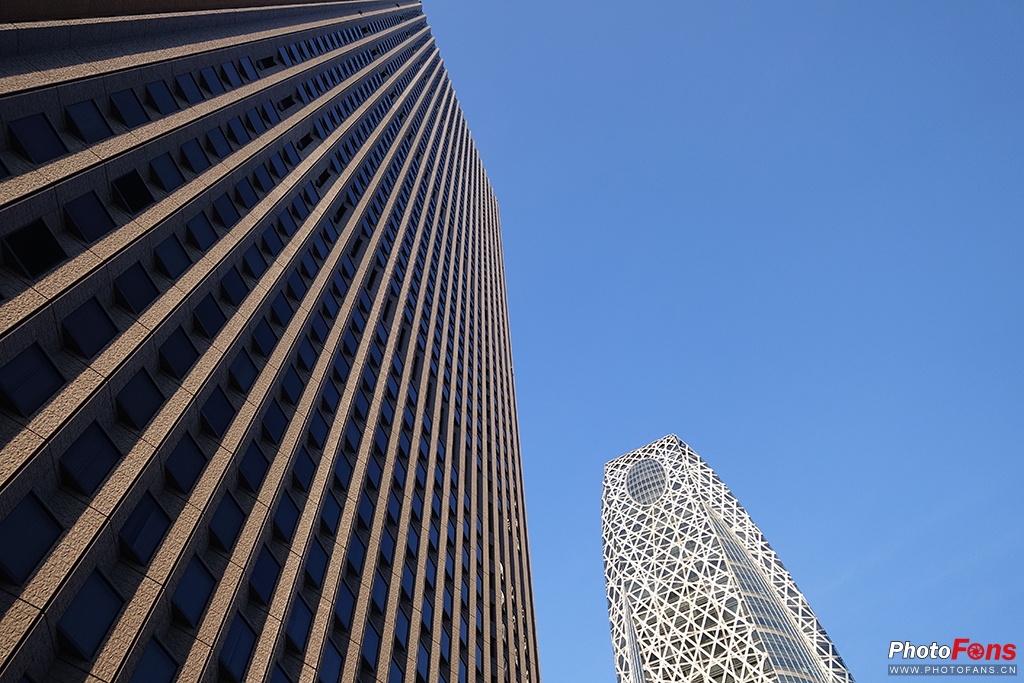 索尼rx100m2黑卡相机评测,索尼黑卡rx0深度评测