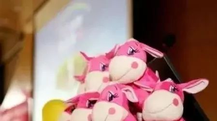 布局特色小镇，投资音乐，上市公司新华联的“地产+文旅”转型路