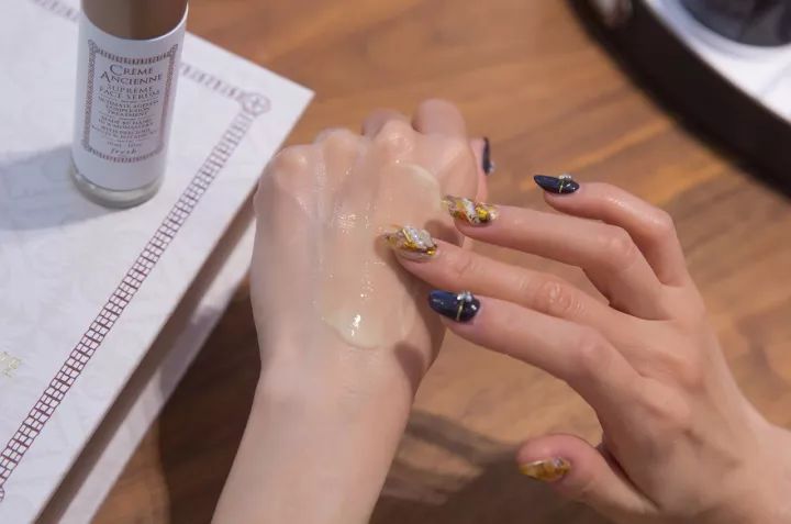 聊聊旧时美容那些事,女人们为了爱美太拼了!