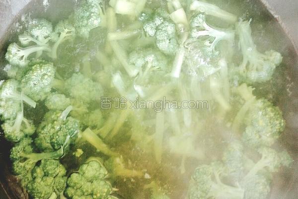 凉拌西兰花焯水几分钟,凉拌西兰花苔