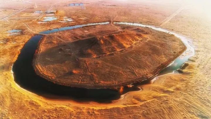 中国戈壁滩最漂亮的公路,戈壁最美公路在哪