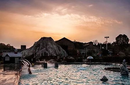 银杏舞,醉深秋|送您最新赏杏精品自驾游线路!