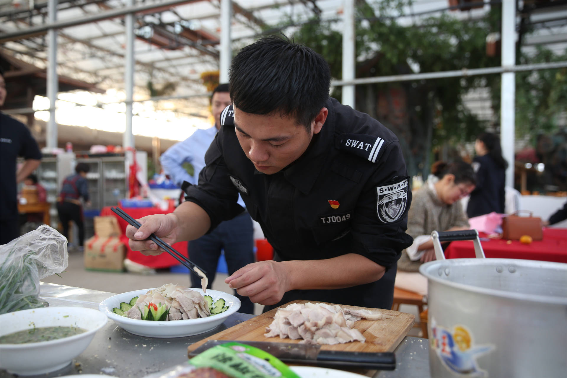 告诉你，我就是来拉仇恨的！警营厨神争霸赛火热开启~