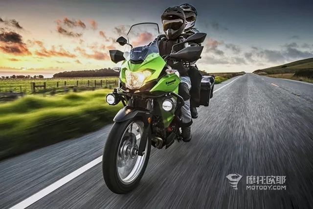 2018年川崎拉力摩托车x300,川崎versys1000摩托车评测