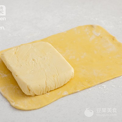 榴莲酥的做法烤箱空气炸锅,榴莲酥的做法微波炉