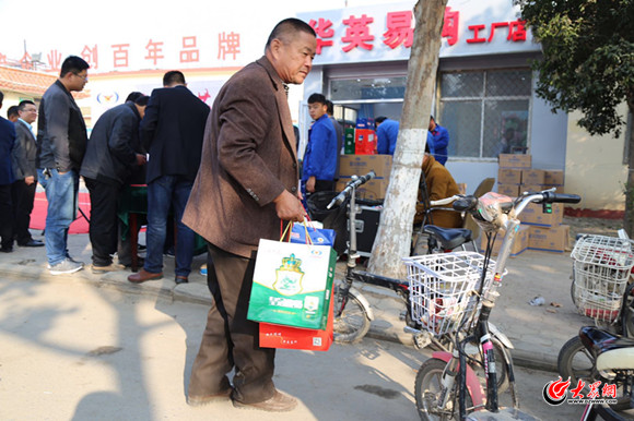 未来两周华英食品为90岁以上老人赠送“敬老礼”