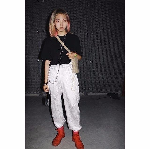 亚洲酷青年们晚上都在哪集合？我们把那些据点“一窝端”了！