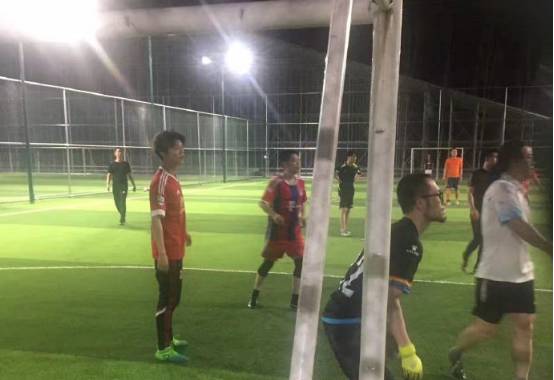 张杰跳高,张杰周杰伦打篮球