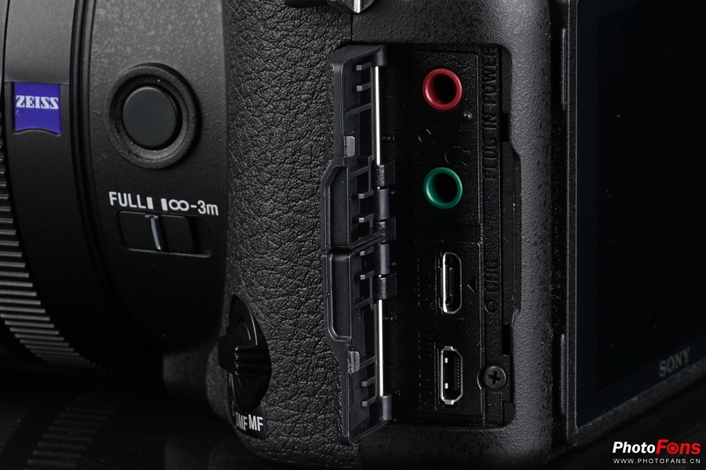 索尼黑卡rx10m4测评,索尼黑卡rx10五代