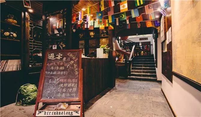 人均100元住6居别墅,人均100住上海网红酒店