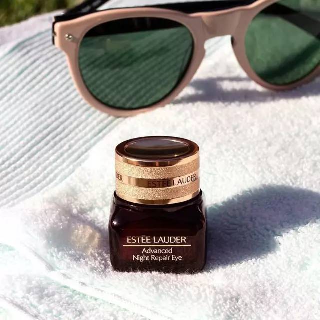 日本30岁前好用的眼霜,日本女生成年年龄