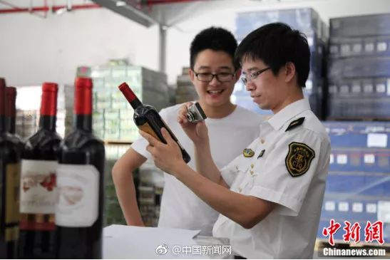 「新闻快车」驻马店成为全国首家“码”上乘车全覆盖城市！