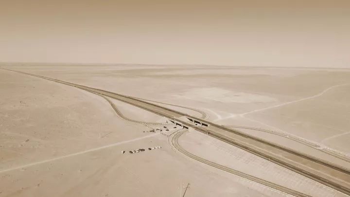 中国戈壁滩最漂亮的公路,戈壁最美公路在哪