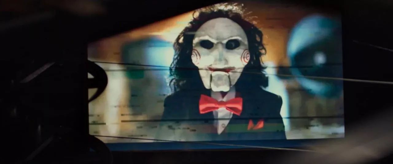 《电锯惊魂8》终于来了致敬那些年躲在被子里看过的「Saw」