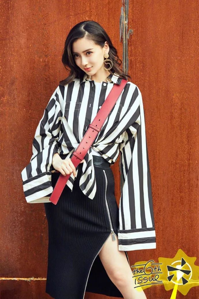 秋冬穿搭女2021高级感小个子,秋冬也流行穿大不穿小