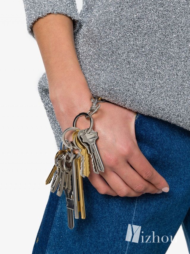 巴黎世家又丑又贵的产品,巴黎世家丑爆又贵实测