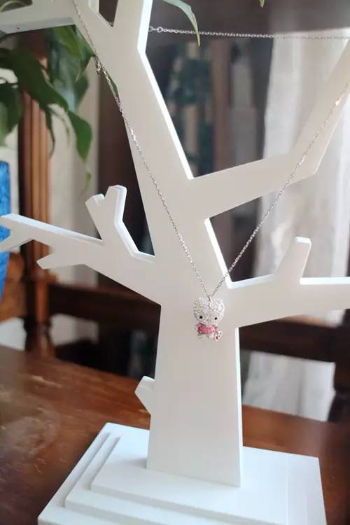 令人心动的时尚配饰,精灵配饰