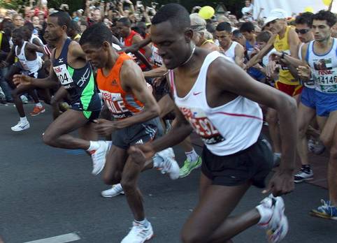 不认真对待训练,不重视运动前热身