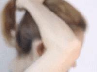 扎头发自己可以扎的简单易懂,扎头发小技巧好看又百搭