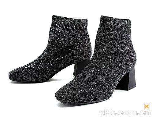 听说，你的购物车里还少一件时髦卫衣