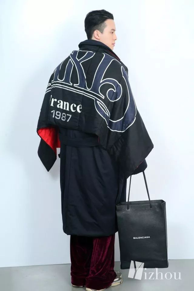 巴黎世家又丑又贵的产品,巴黎世家丑爆又贵实测