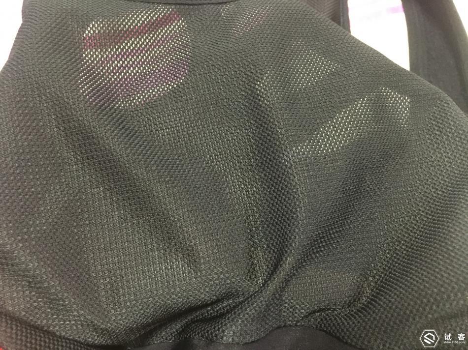 #hin满意#冬天就不运动了吗?十月怒撸骑跑装备