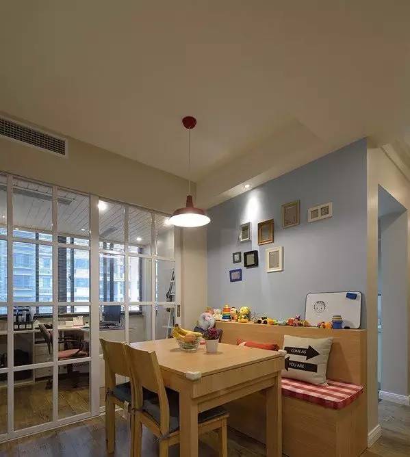 餐厅太小怎么办只需一招就能搞定,餐厅太小太拥挤怎么办