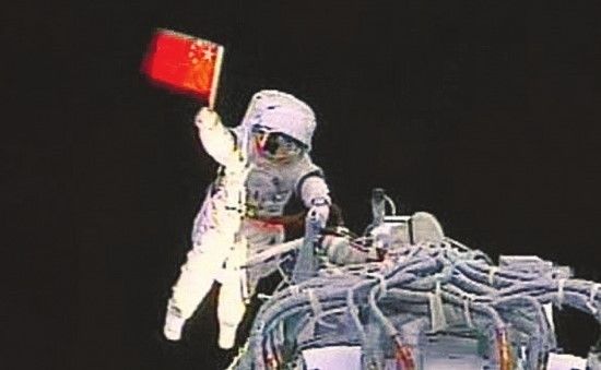 英伦范儿扮靓中国“芯”,MG能否让世界飘扬中国红?