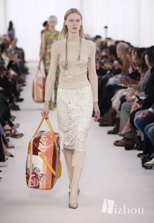 巴黎世家又丑又贵的产品,巴黎世家丑爆又贵实测