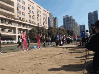 你昨天的朋友圈里还差一张动图~