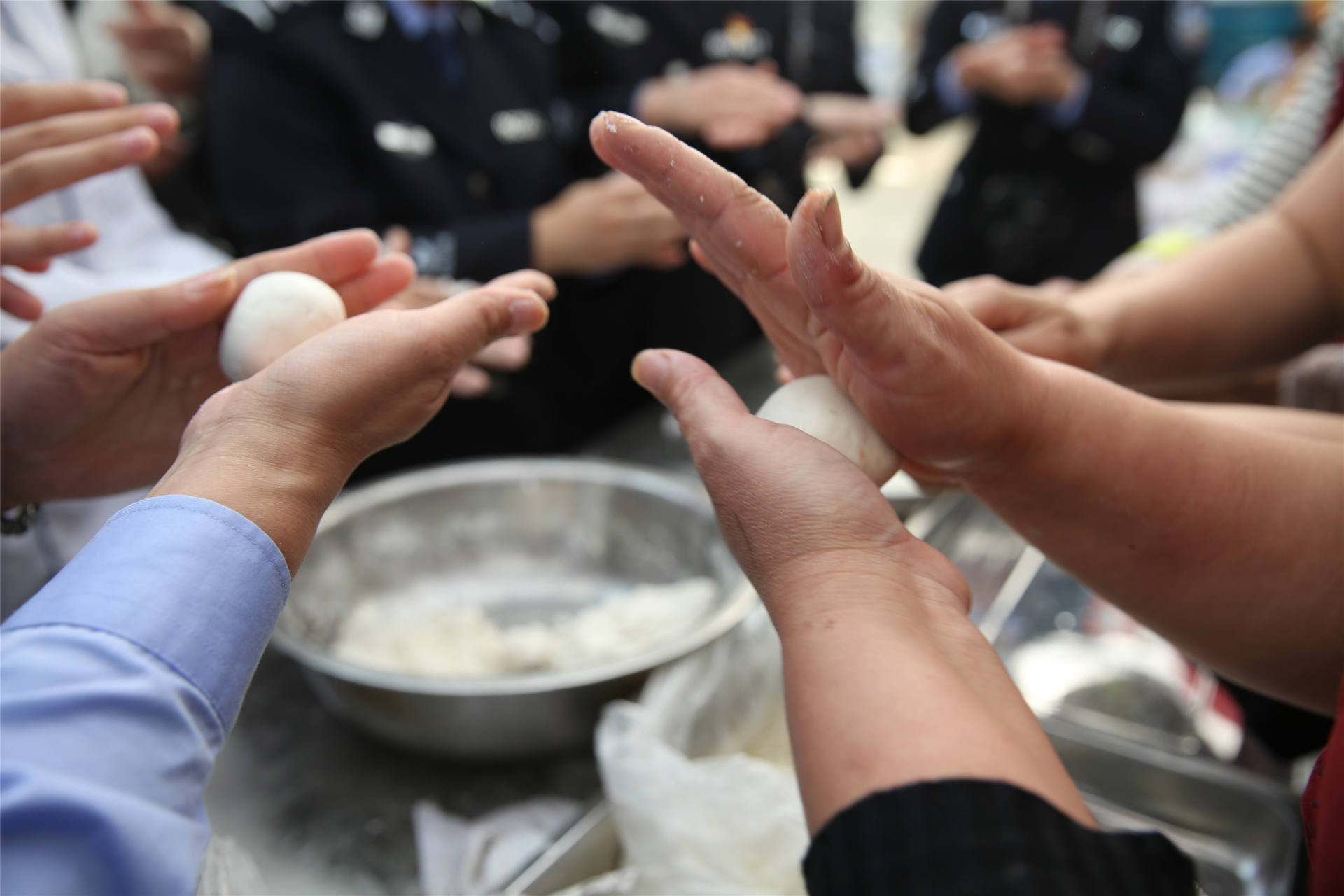 告诉你，我就是来拉仇恨的！警营厨神争霸赛火热开启~