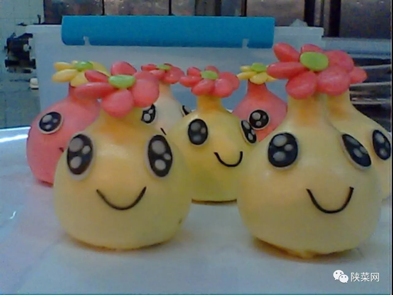 陕菜春秋｜方圆随心化彩凤面点着意牵云霞——中国烹饪大师袁凤霞走笔