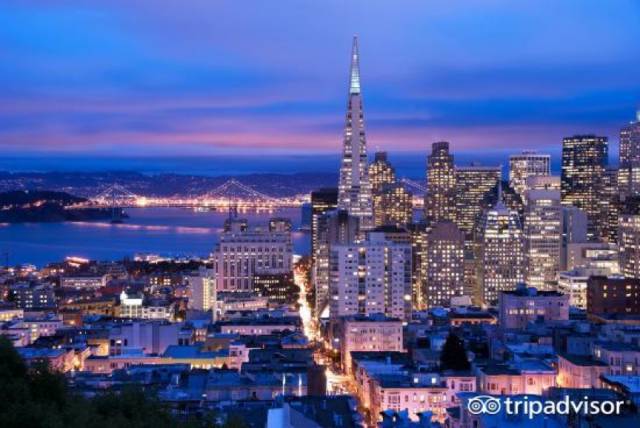 美国旅游自驾好还是坐车好,自驾游去美国去哪个国家最好