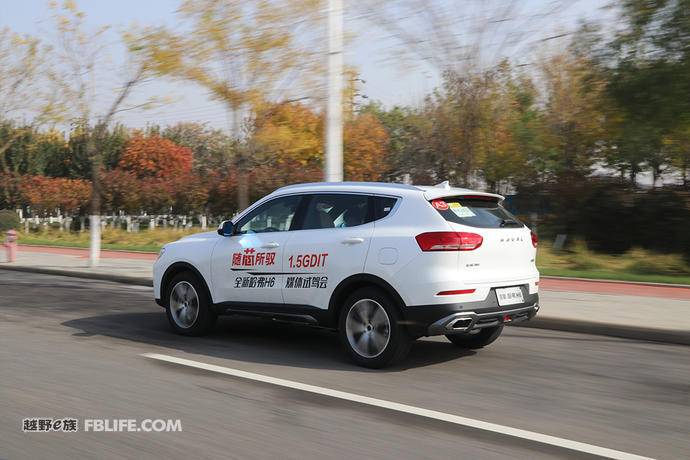 2018款全新1.5t哈弗h6试驾,1.5t哈弗h62020款和长安cs75plus
