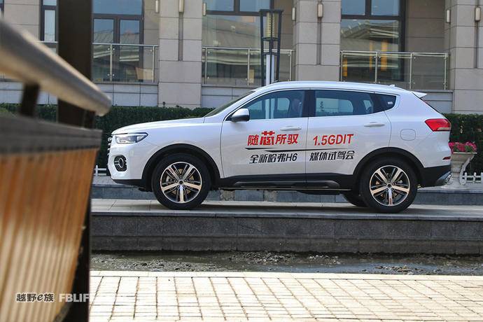 2018款全新1.5t哈弗h6试驾,1.5t哈弗h62020款和长安cs75plus